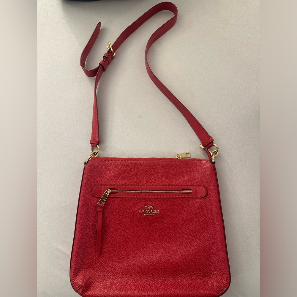 NWT Coach Crossbody Rowan File bag Strawberry Haze Pebble Leather Zip C1556